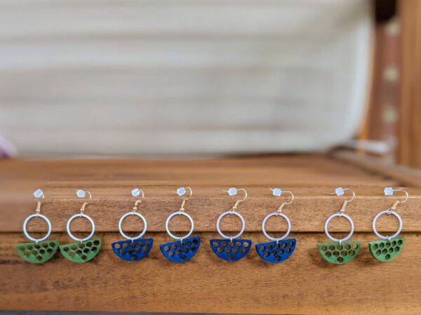 "Delicate Honeycomb" 3D printed Earrings - Image 3
